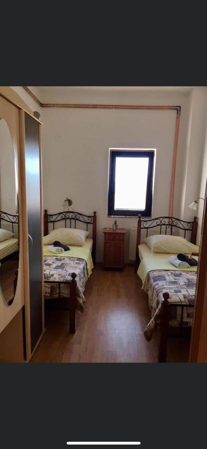 Piano Apartment Lopar Εξωτερικό φωτογραφία